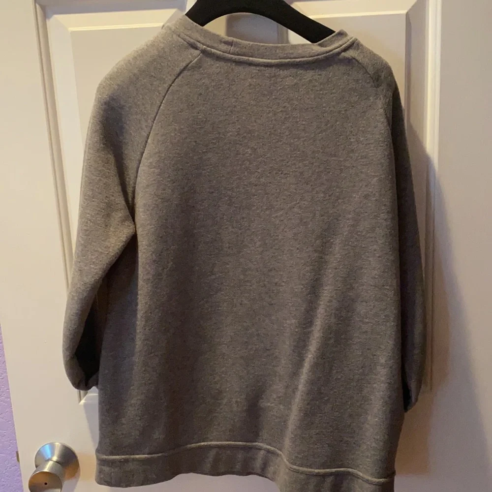 Comfy Nike sweatshirt - Picture 5 of 5